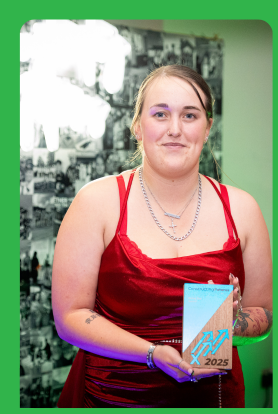 Ex Apprentice receiving a Constructing Futures Award